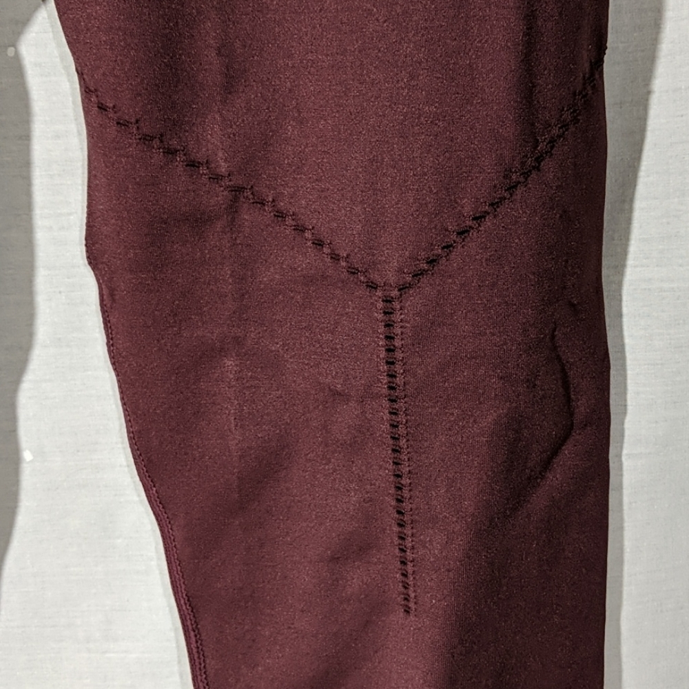High-Waisted Seamless 7/8 Leggings - JoyLab - Picture 5 of 6